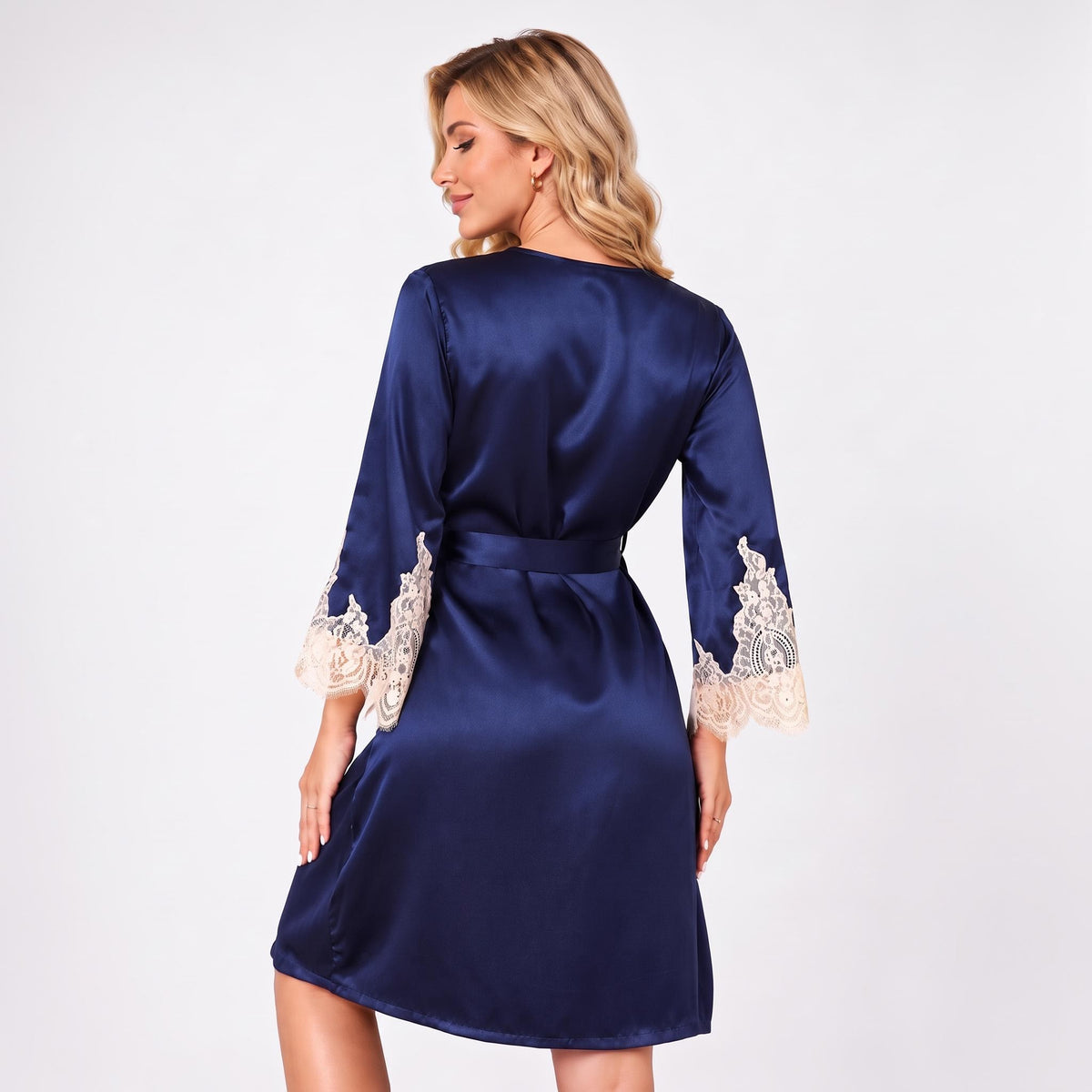 Mulberry Silk 3/4 Sleeve Women's Robe with Lace Cuffs