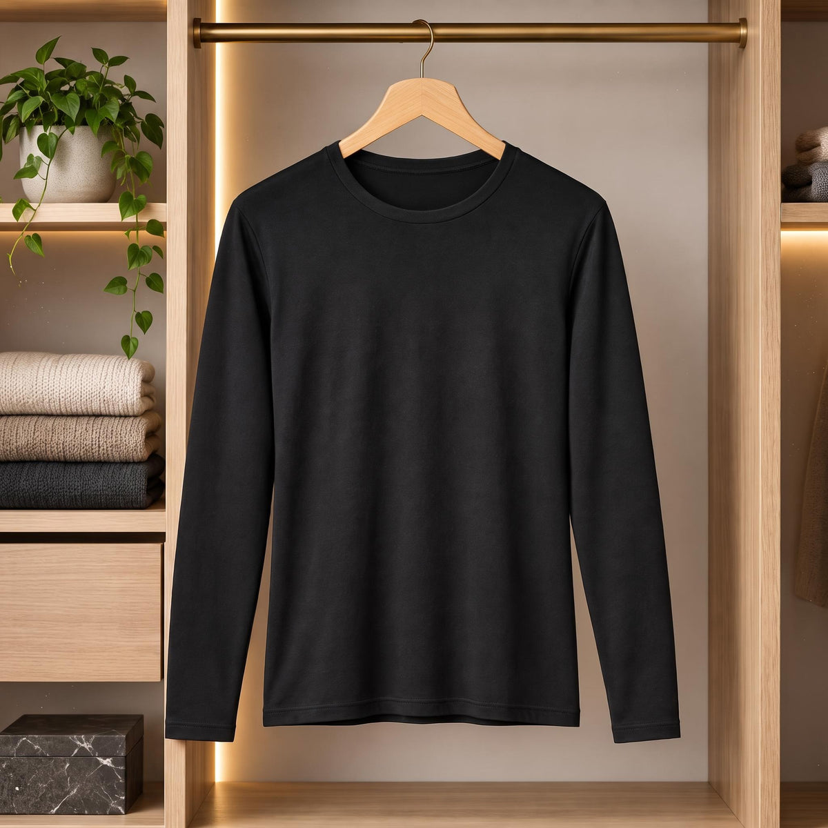 Men's Silk Long Sleeve Crewneck T-Shirt for Comfort and Style