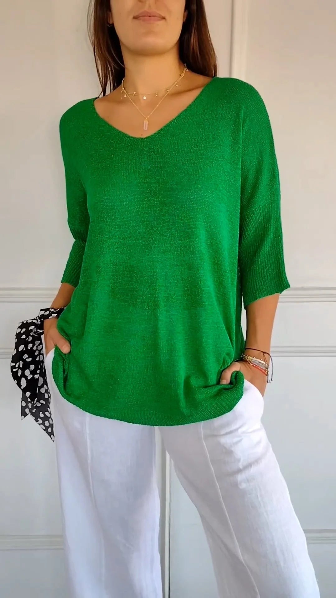 Breathable V-Neck Knit Top for Women in Various Colors 7
