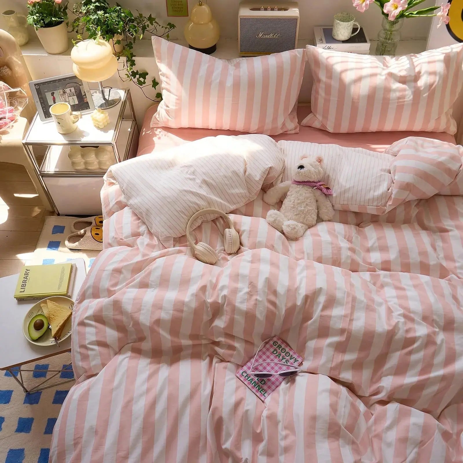 Cotton Crepe Striped Quilt Set