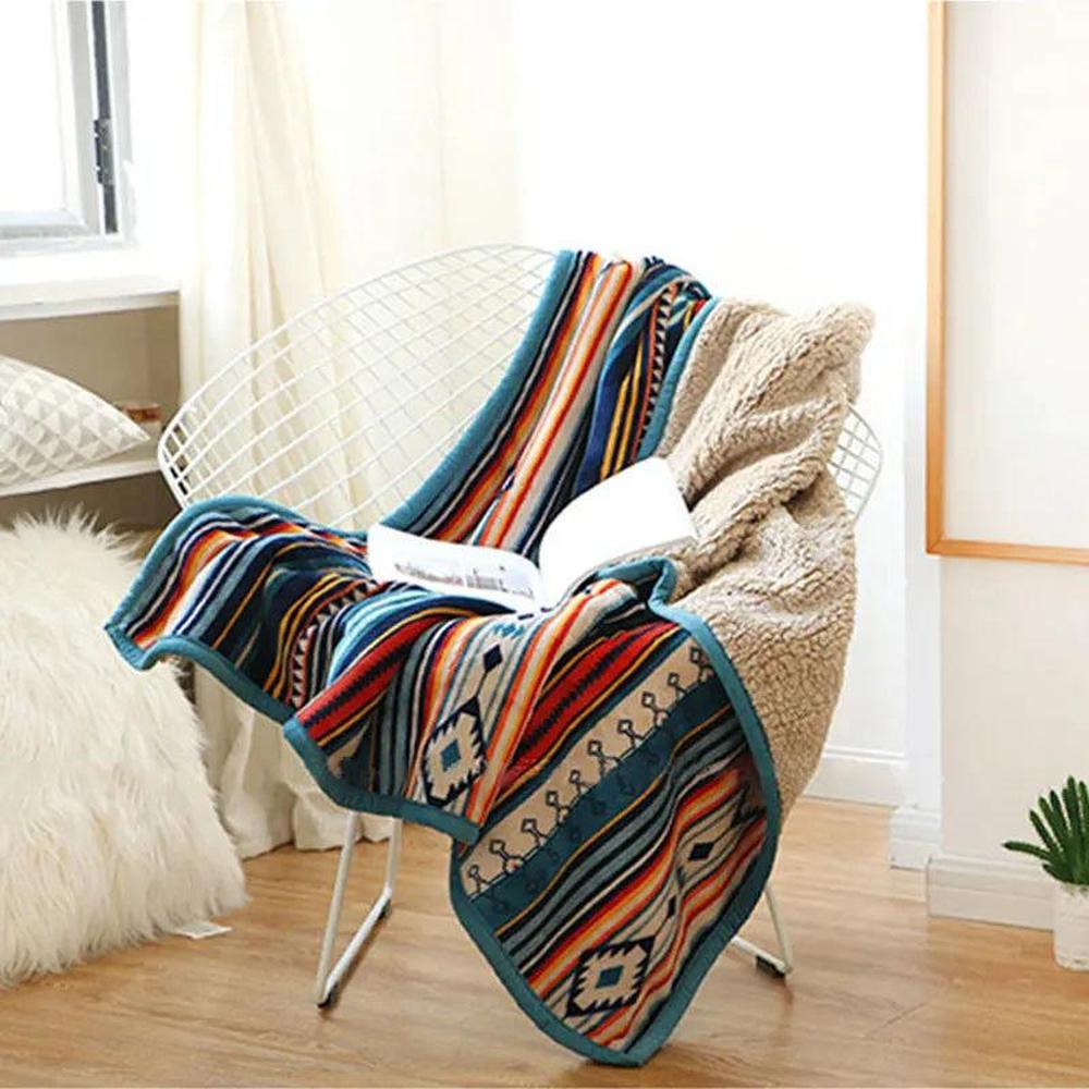 Cozy Coral Fleece Throw Blanket - Soft Boho Design for Home Decor