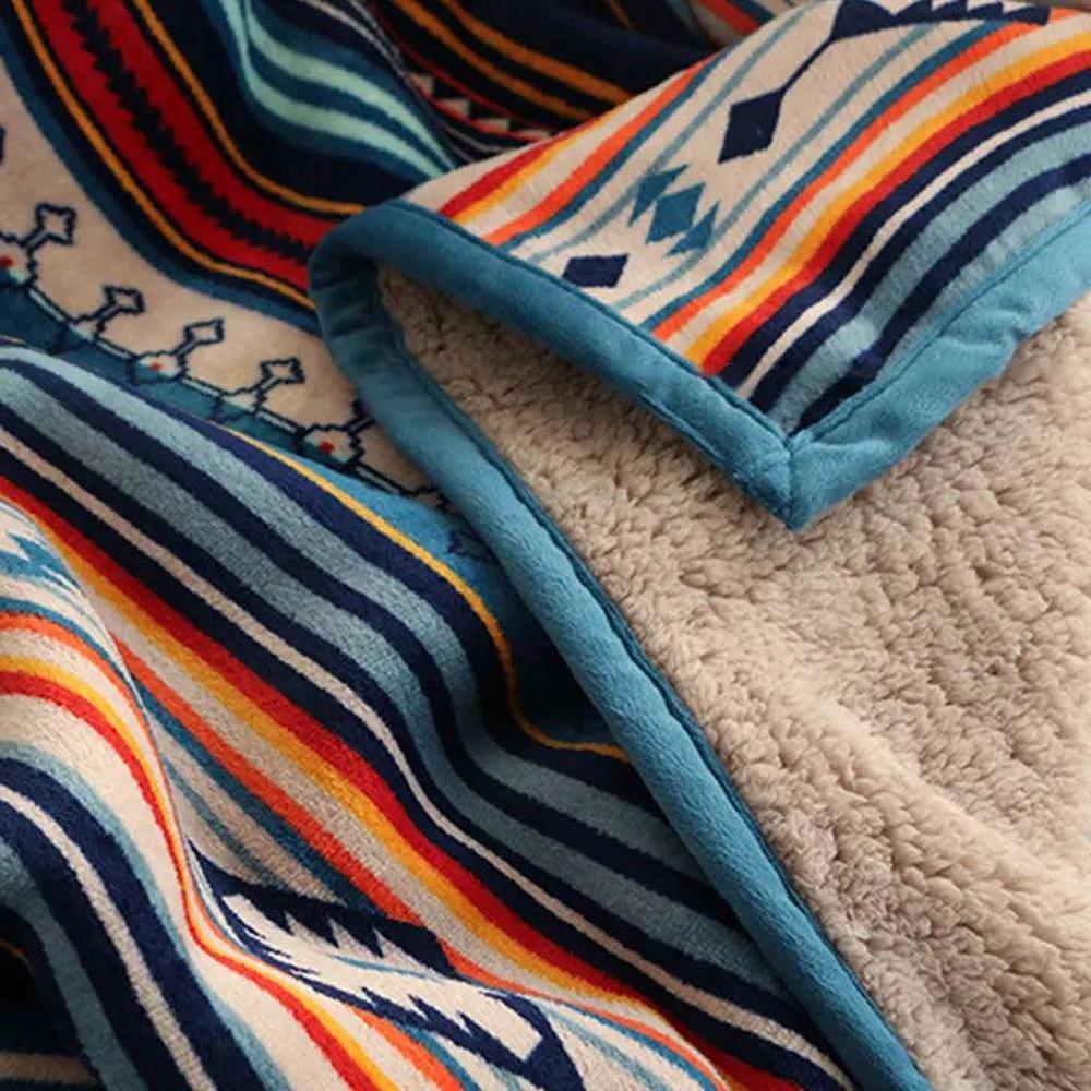 Cozy Coral Fleece Throw Blanket - Soft Boho Design for Home Decor