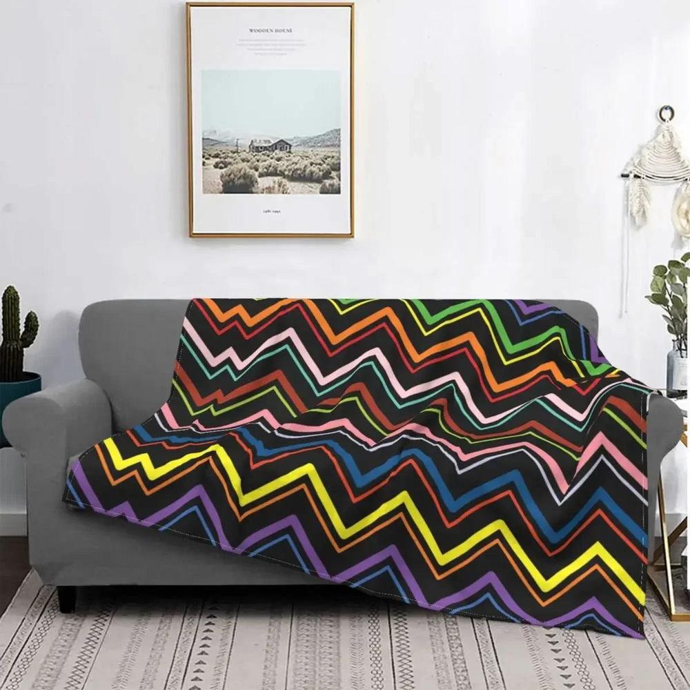 CozyBoho - Modern Geometric Flannel Throw Blanket for Autumn Comfort