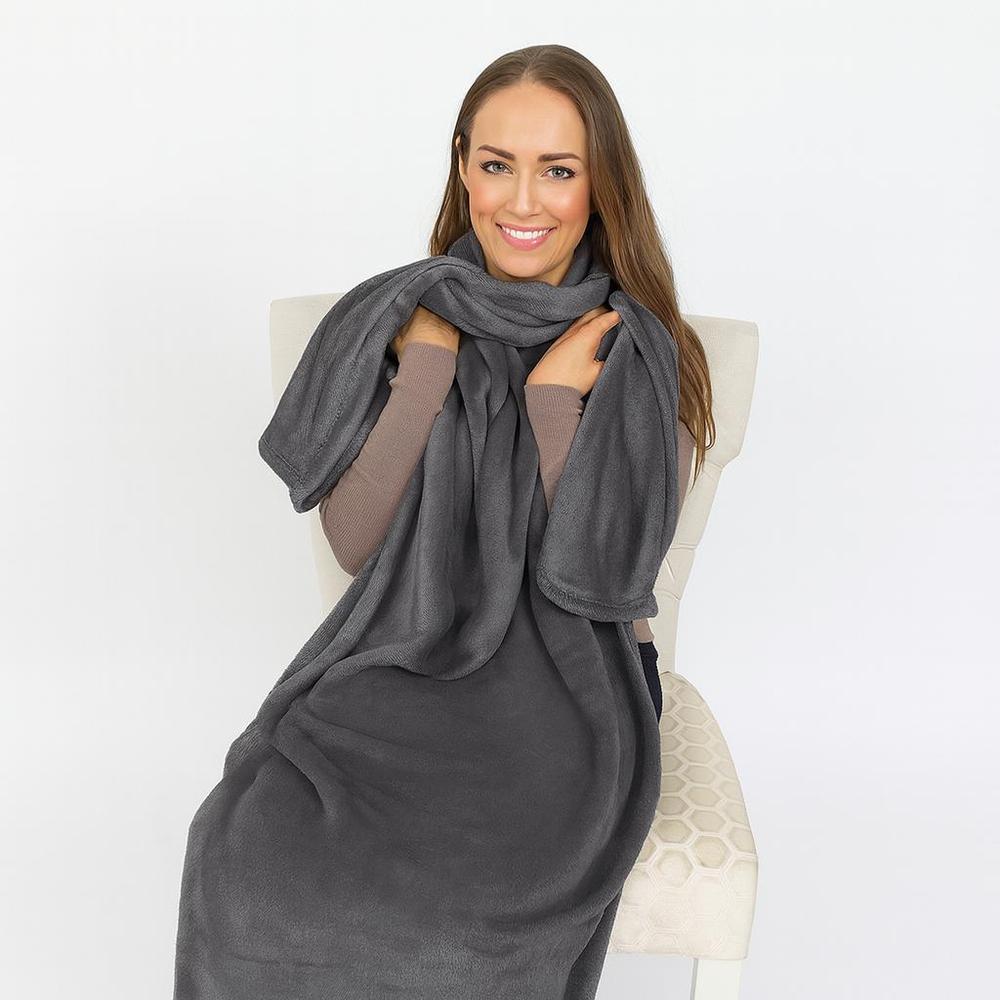 CozyNest - 2-in-1 Travel Blanket & Neck Pillow for Ultimate Comfort