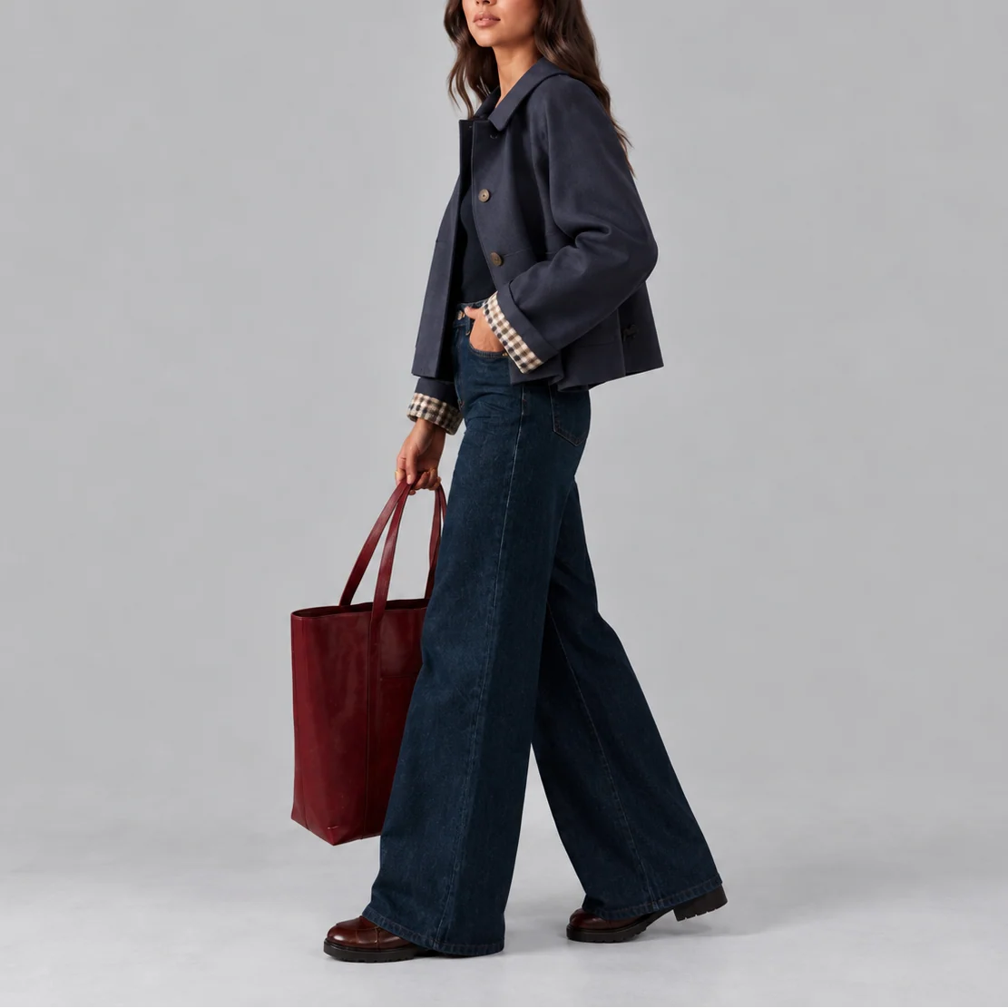 Cropped Trench Jacket with Stylish Plaid Lining 3