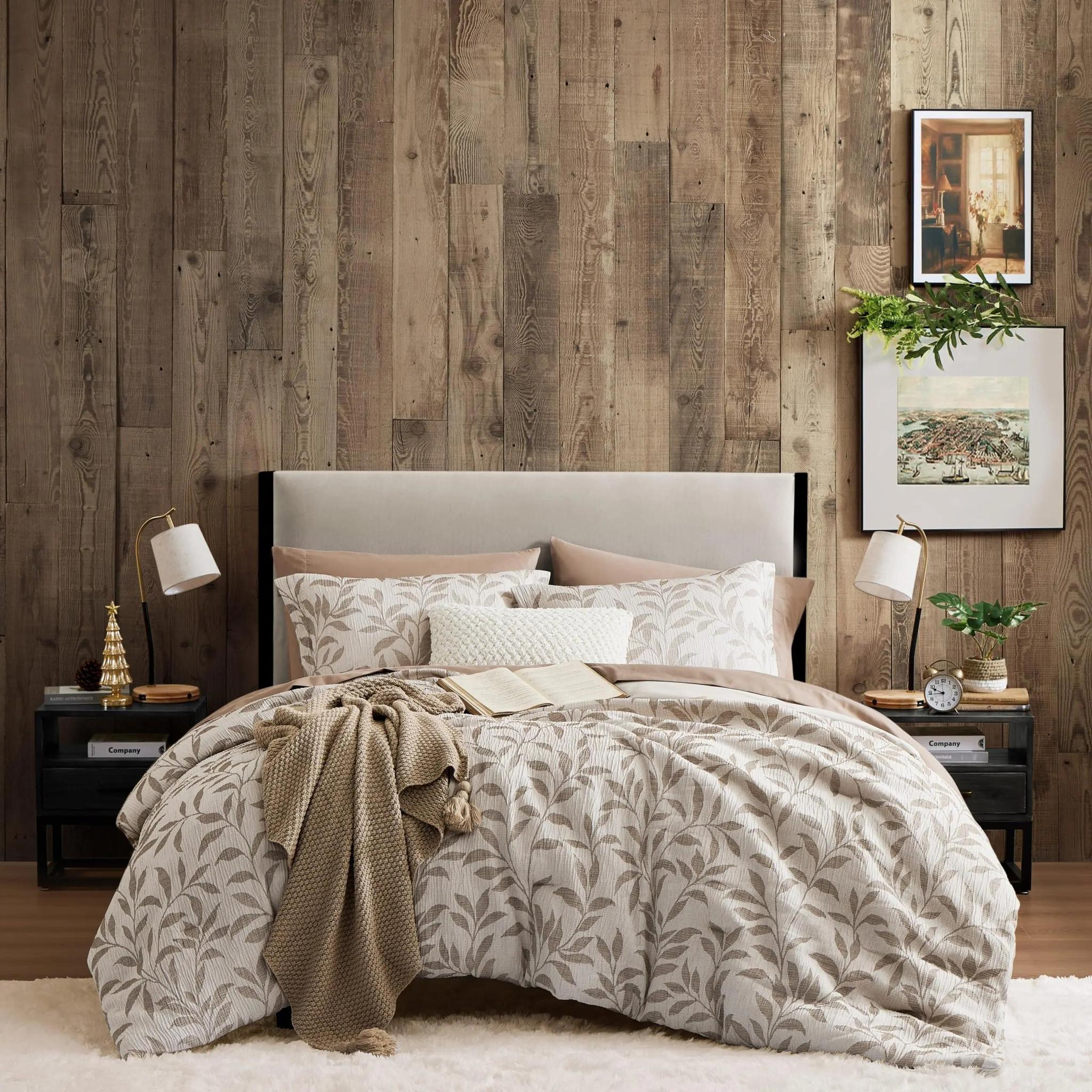Elegant floral duvet cover set in soft botanical pattern, microfiber fabric, with matching pillowcases.