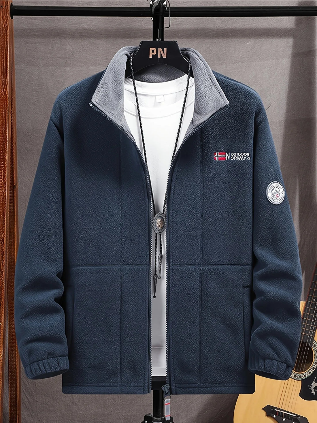 Men's Classic Fleece Jacket with Zip Closure and Side Pockets 0