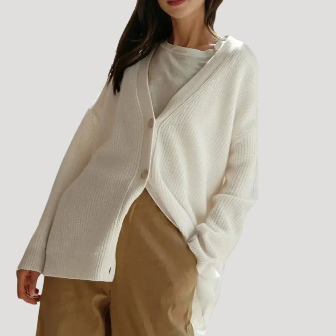 Oversized Knit Cardigan with V-Neck and Button Closure 3
