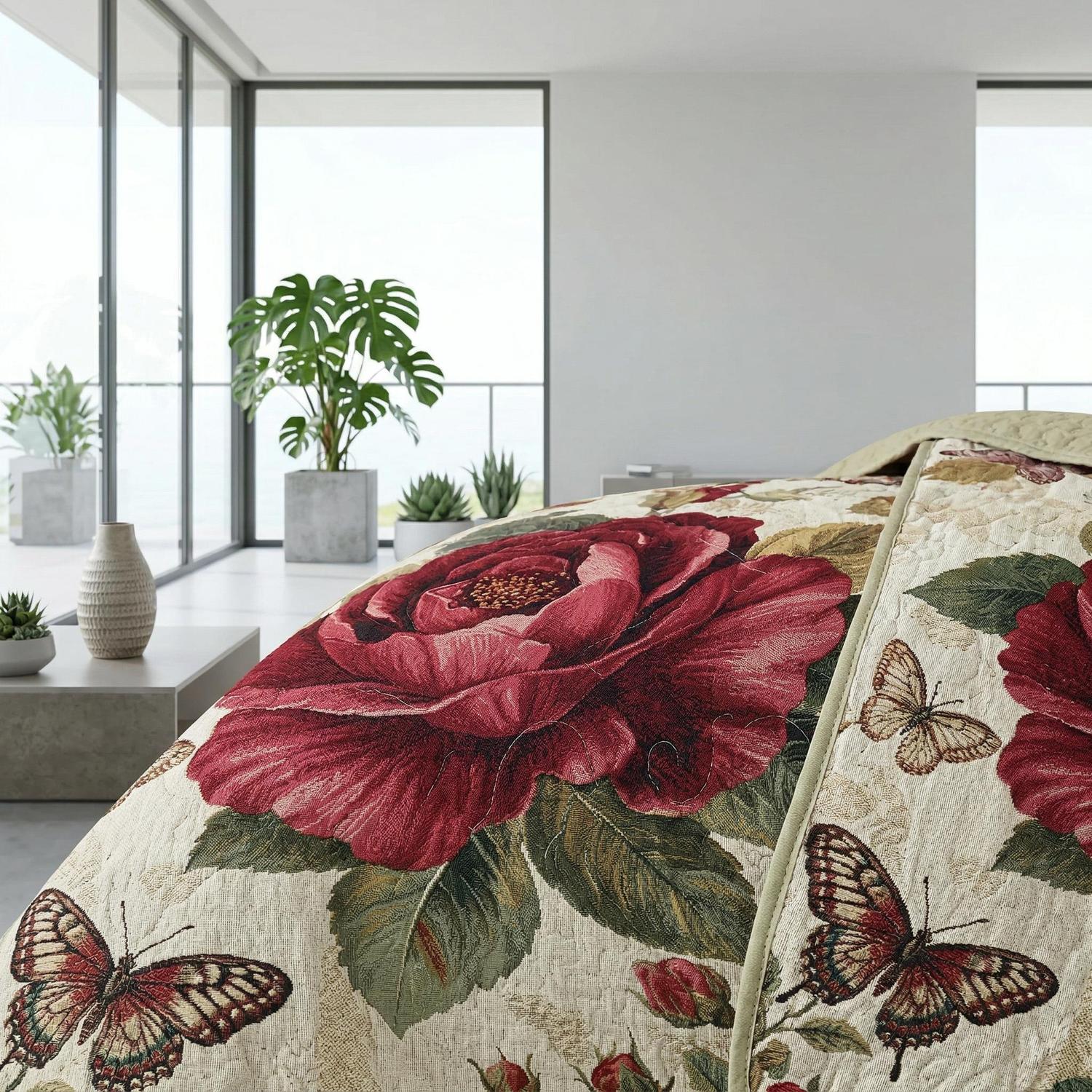 Rose flower printed bedding set with quilt and two pillowcases, made from soft microfibre.