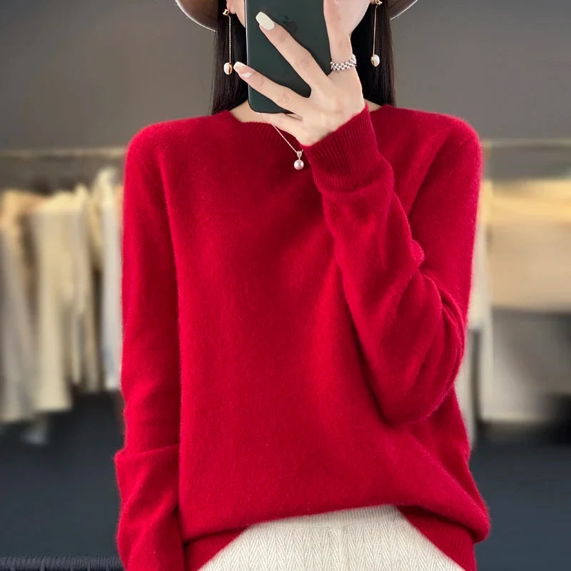 Soft Cashmere Sweater for Women in Relaxed Fit 19