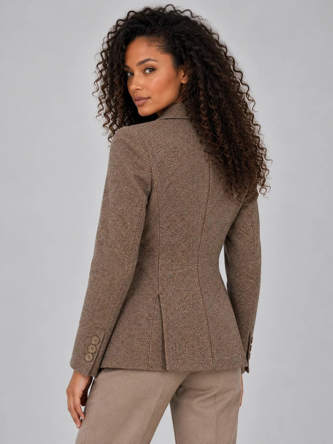 Tailored Wool Blend Women's Blazer in Three Colors 1