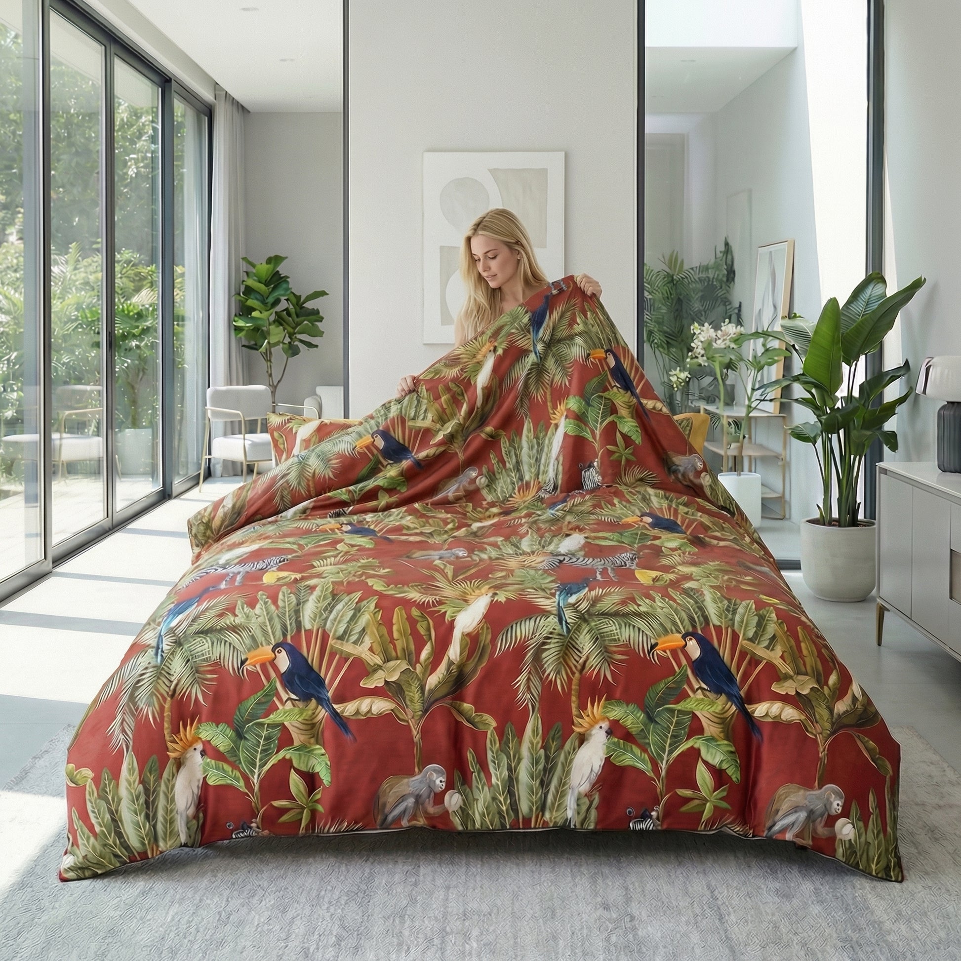 Tucano Red Queen bedding set with tropical foliage and toucan motifs, made from Egyptian cotton.