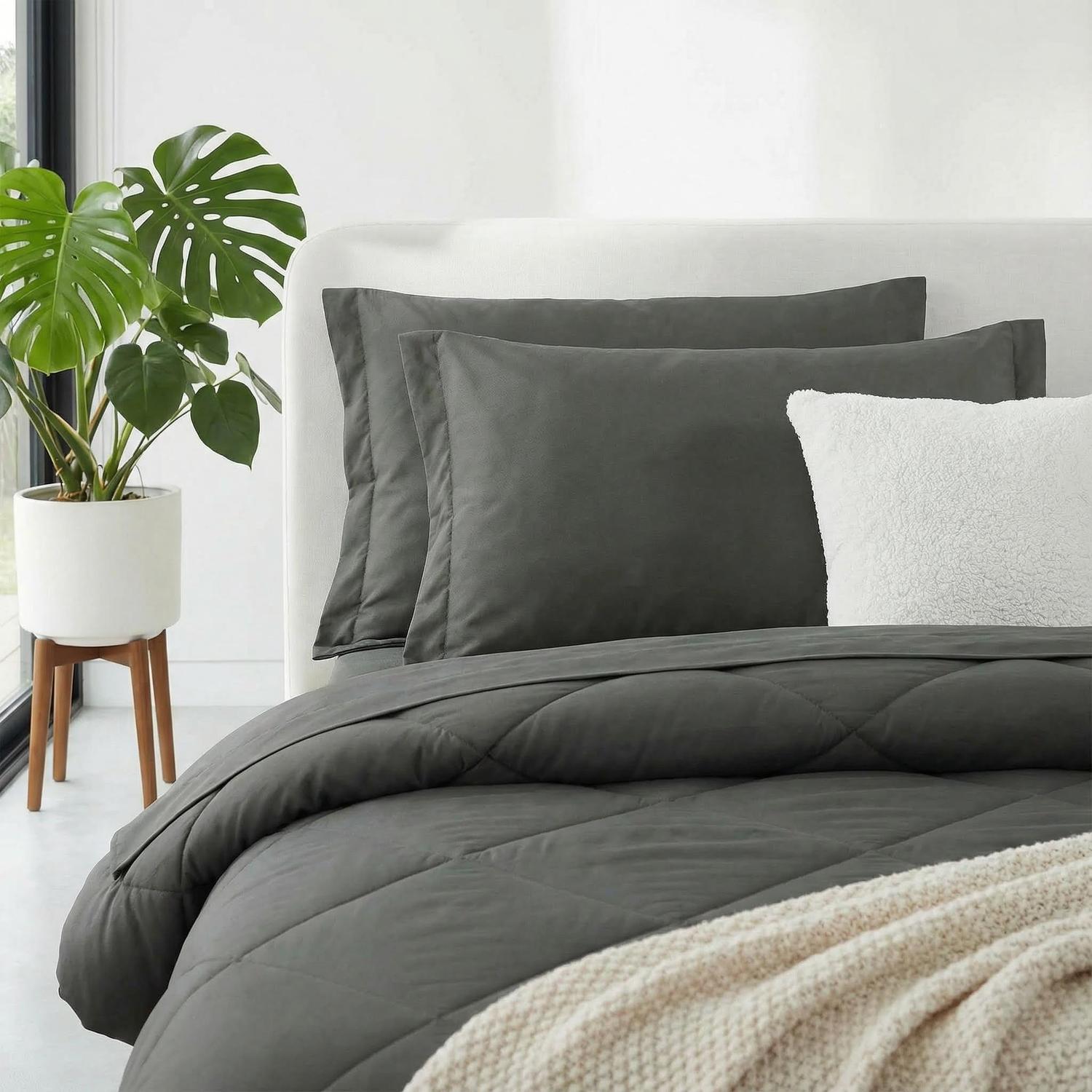 Diamond Grid Quilt - Double Thick Comforter for Home and Hotel