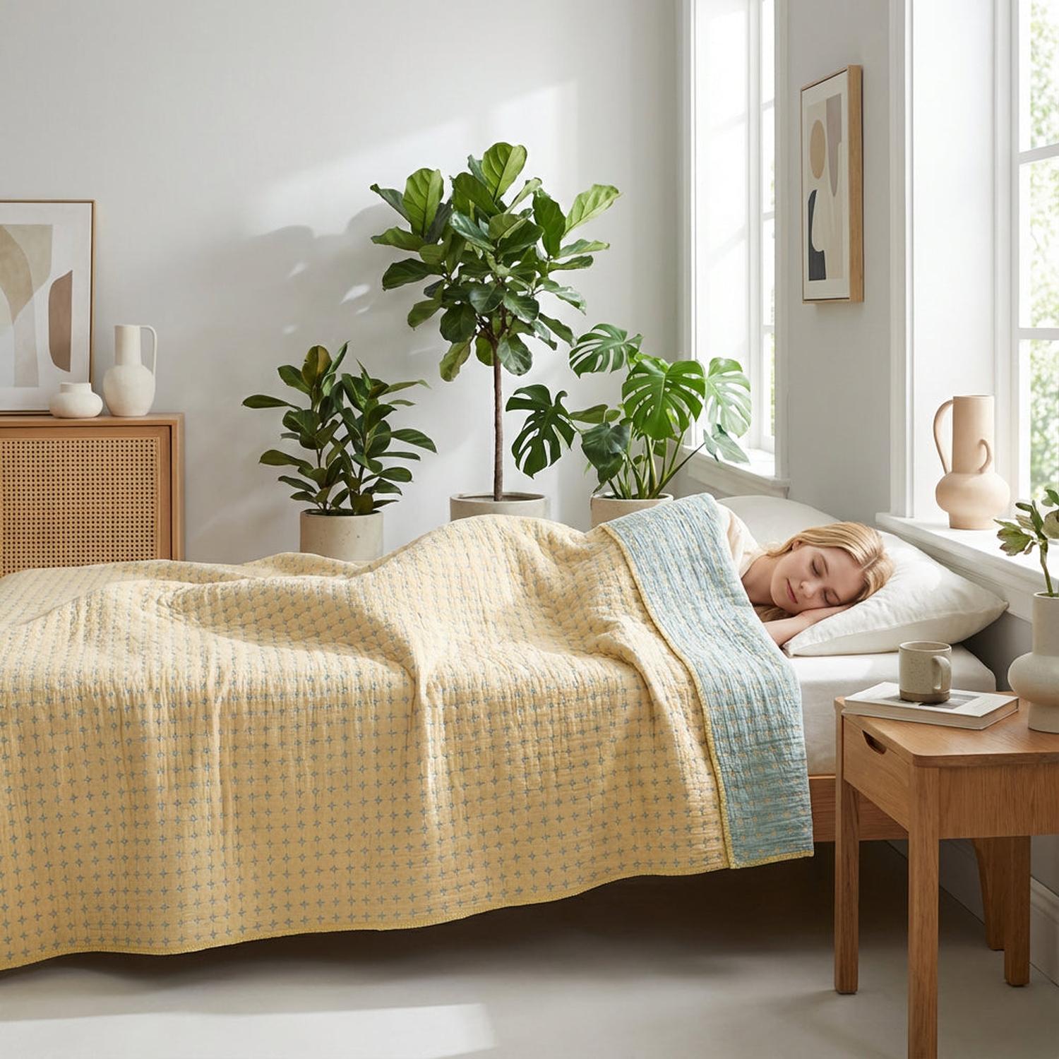 Floral Stripe Cotton Gauze Quilt