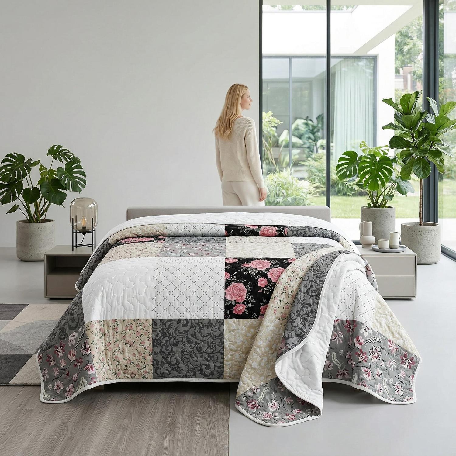 Geometric Flower Grids Quilt Set