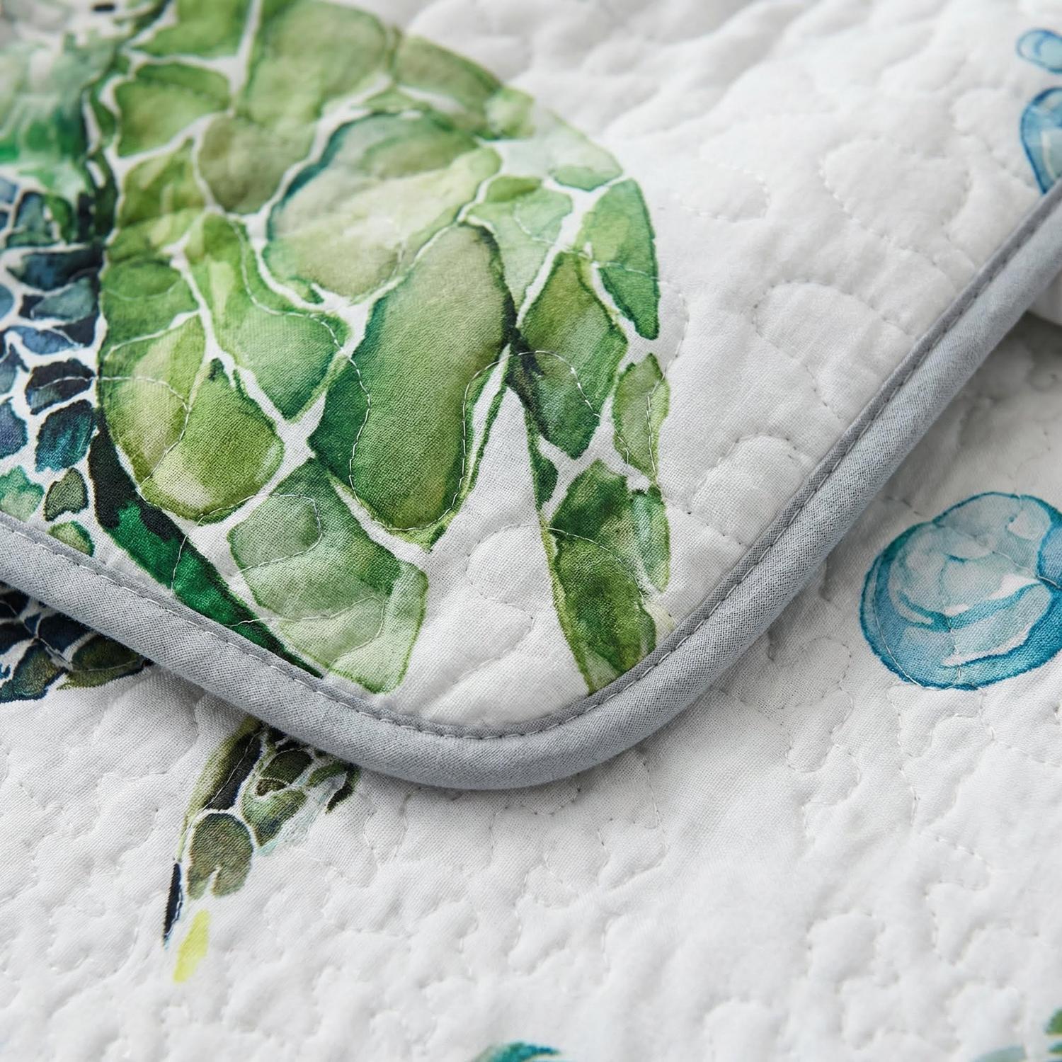 Sea Turtle Printed Quilt Set