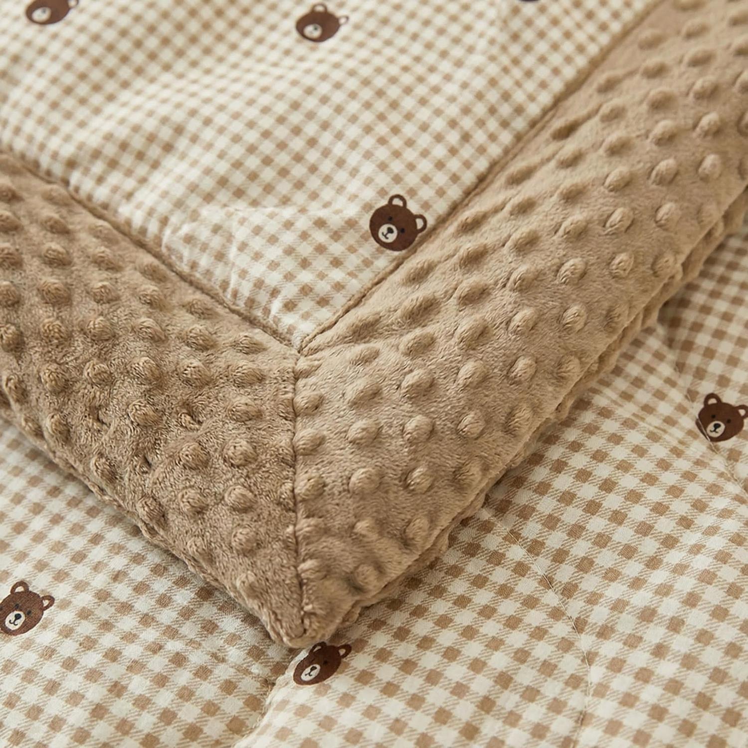 Velvet Winter Quilt for Dormitory Use