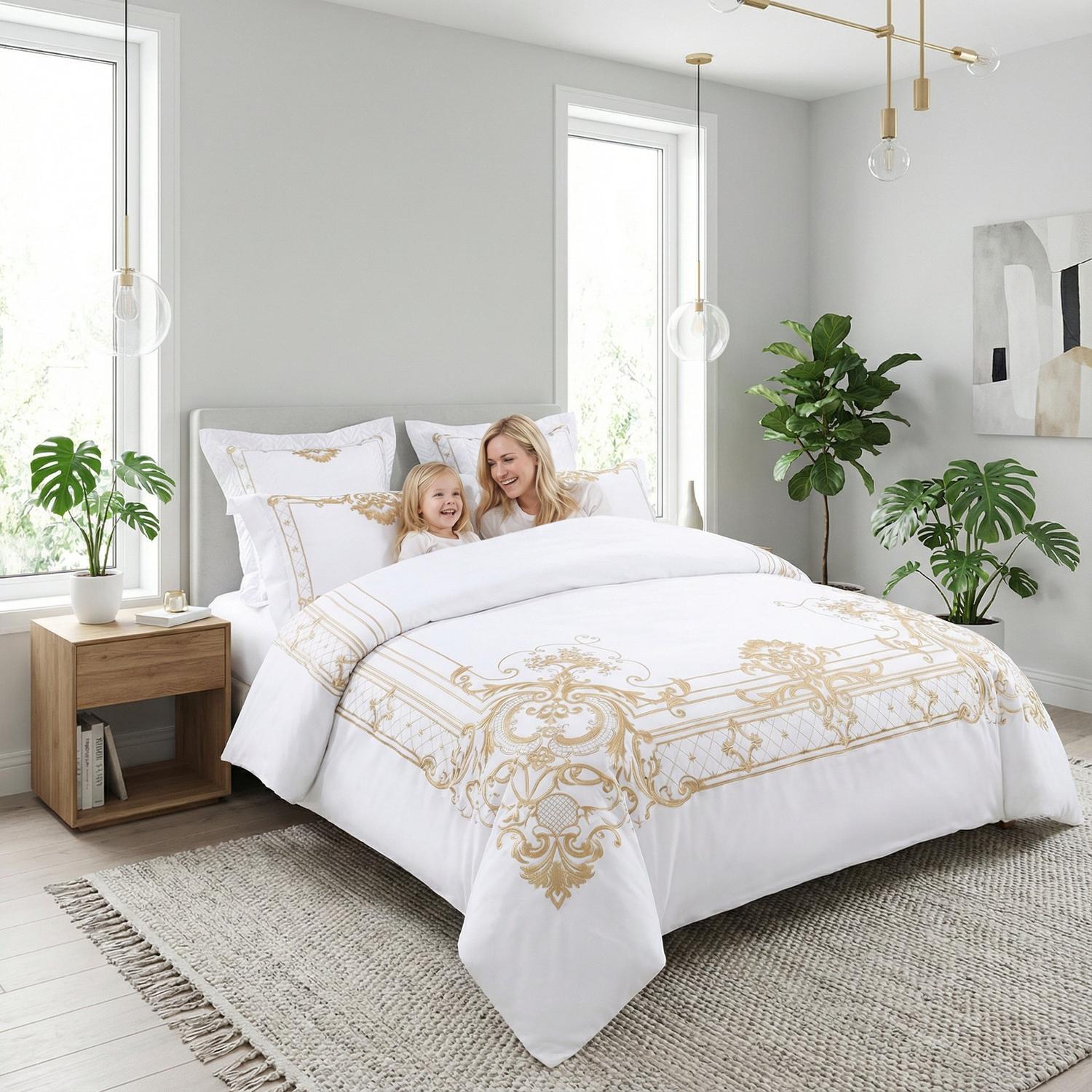 White Throne | Elegant Embroidered Duvet Covers Bedding Set
